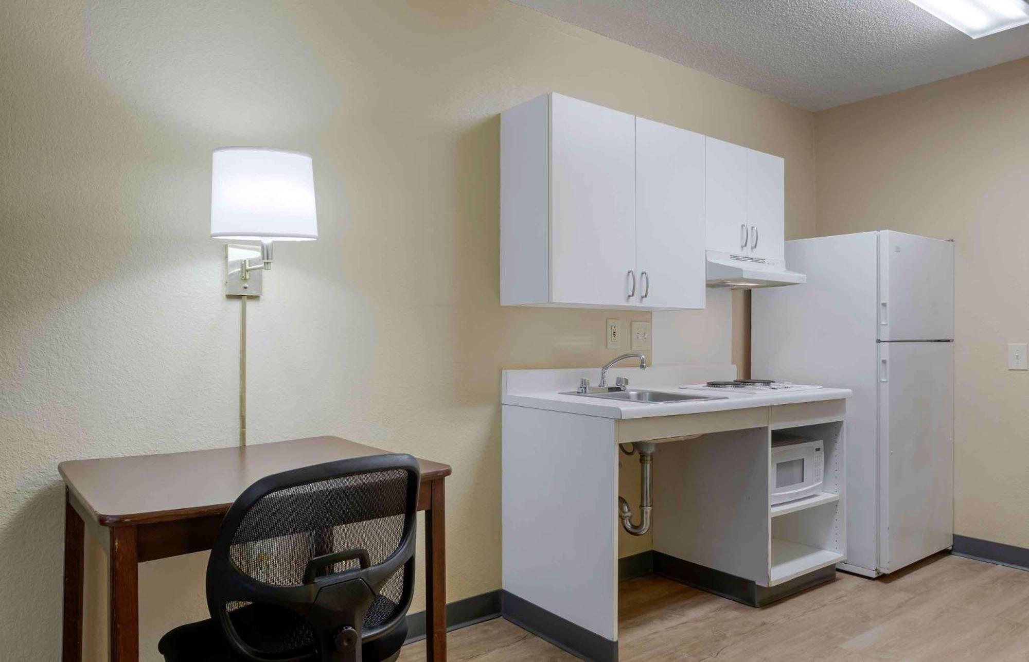 Extended Stay America Suites - Orlando - Orlando Theme Parks - Vineland Rd Екстер'єр фото